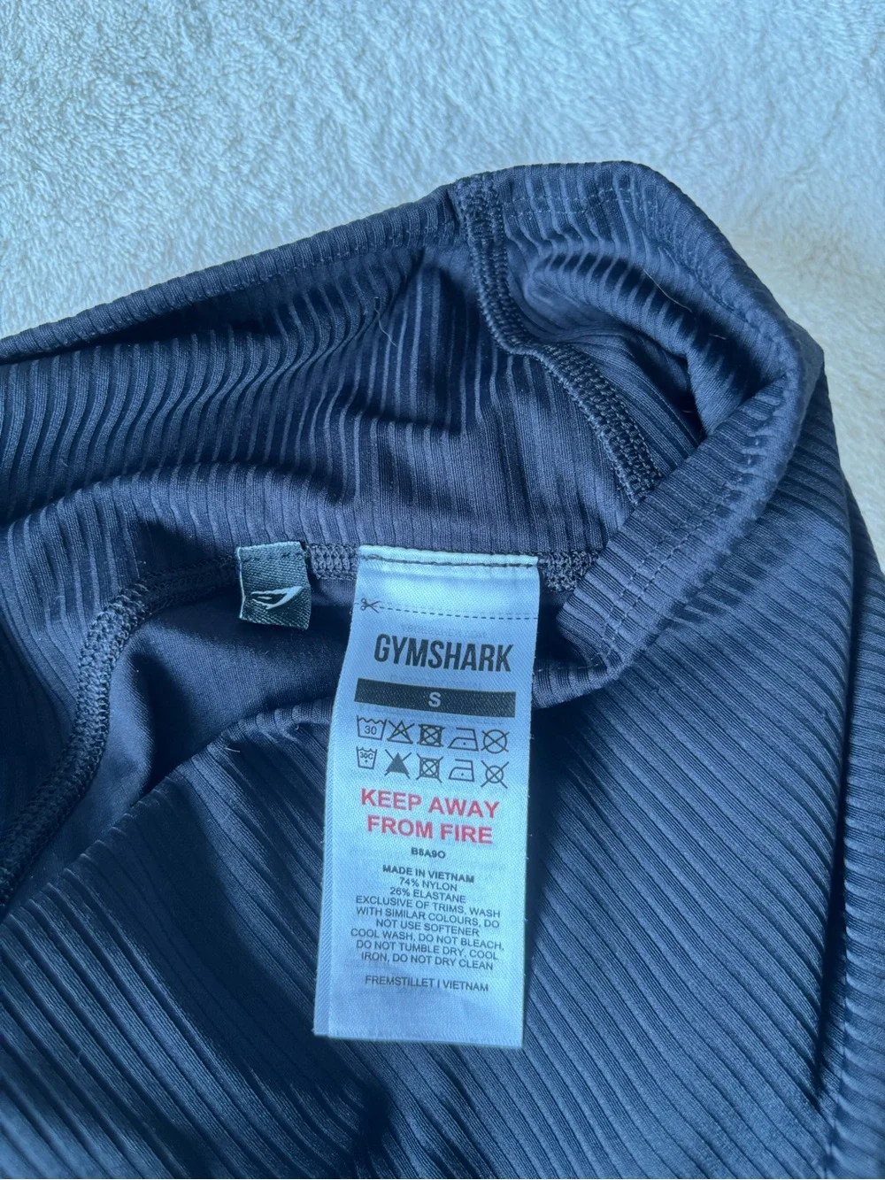 3/25$ - GYMSHARK - Black Leggings - Picture 3 of 3